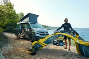 VW California Ocean Kite Surfing
